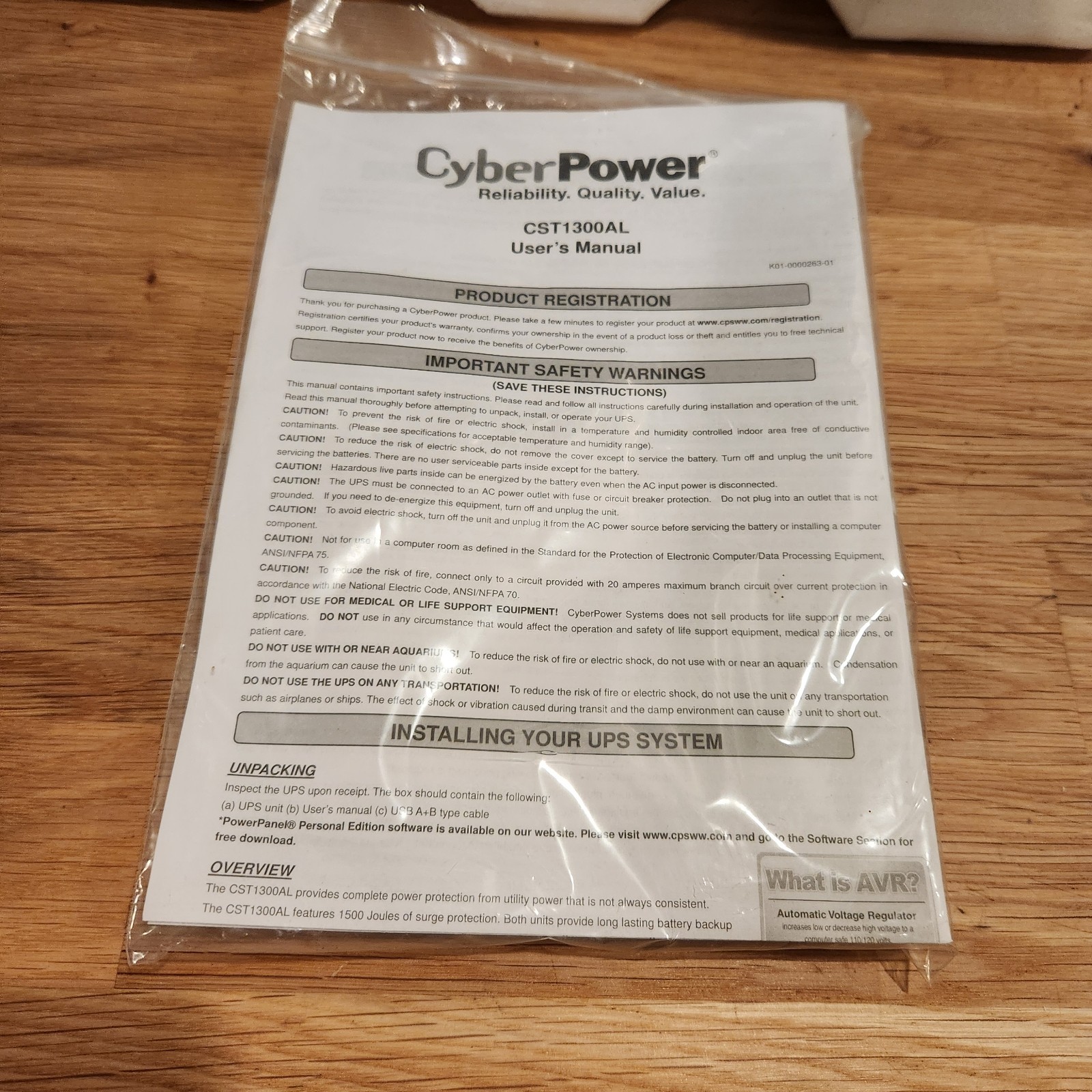 CyberPower CST1300AL Battery Backup Auto Voltage Regulation 1300VA 810W 120V