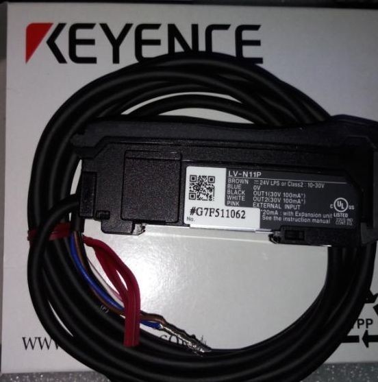 1PC KEYENCE LV-N11P Laser Sensor LVN11P New In Box Fast Shipping