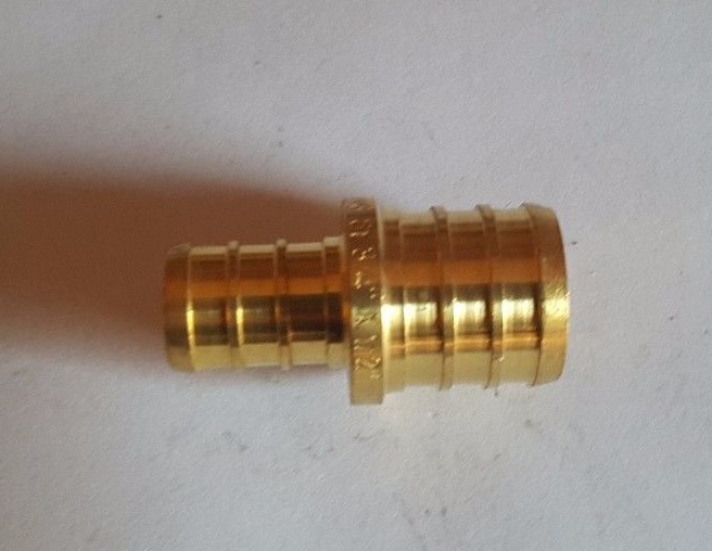 25 Pcs. XFITTING 3/4″ x 1/2″ Pex Coupling, Pex Reducing Coupling 26-4-7=25