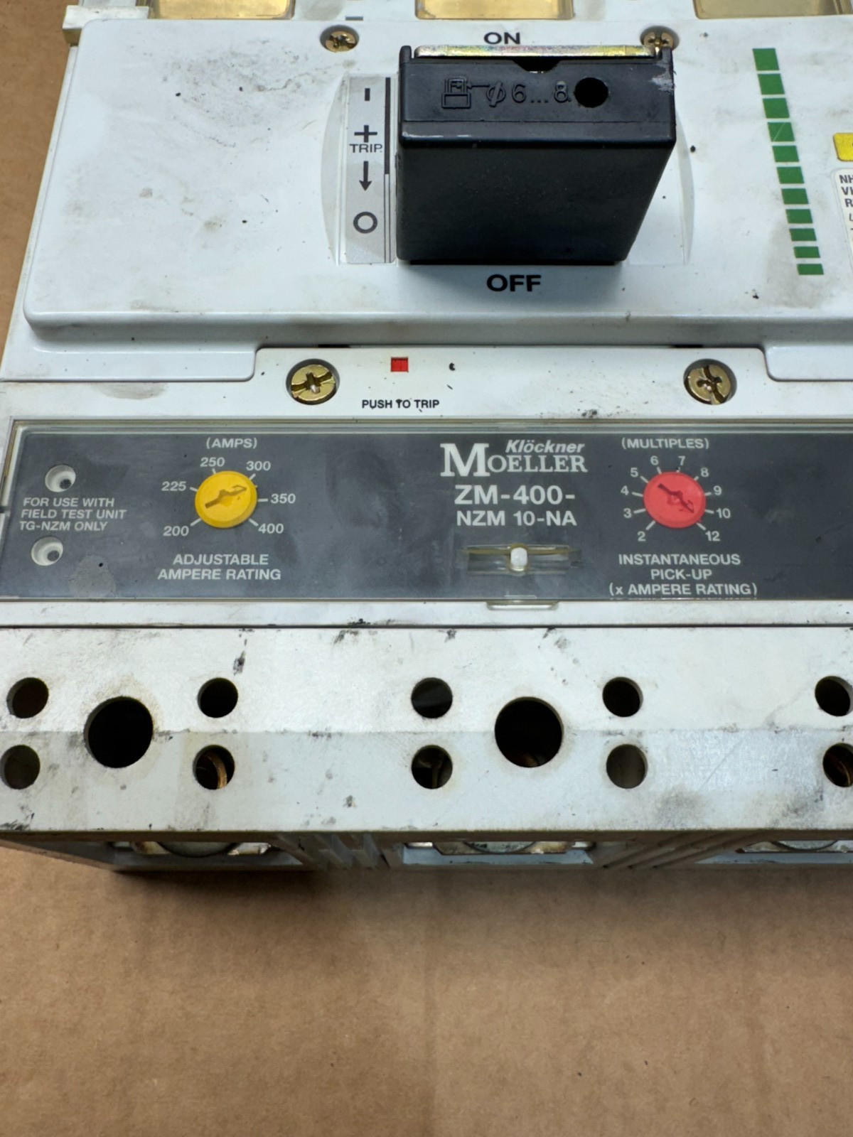 USED MOELLER 3-POLE 400AMP CIRCUIT BREAKER NZM 10-400H-NA