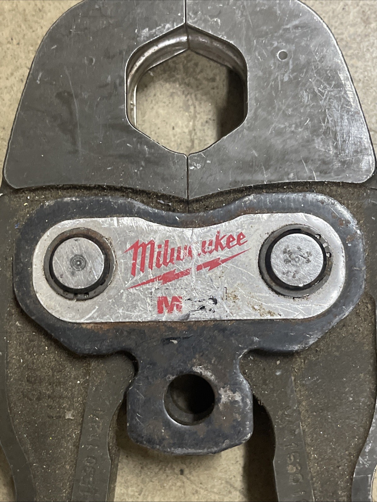 MILWAUKEE 2473 M12 FORCE LOGIC PROPRESS TOOL
