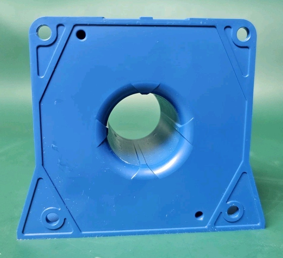 LEM IT 200-S Current Sensor 200A Ratio 1:1000