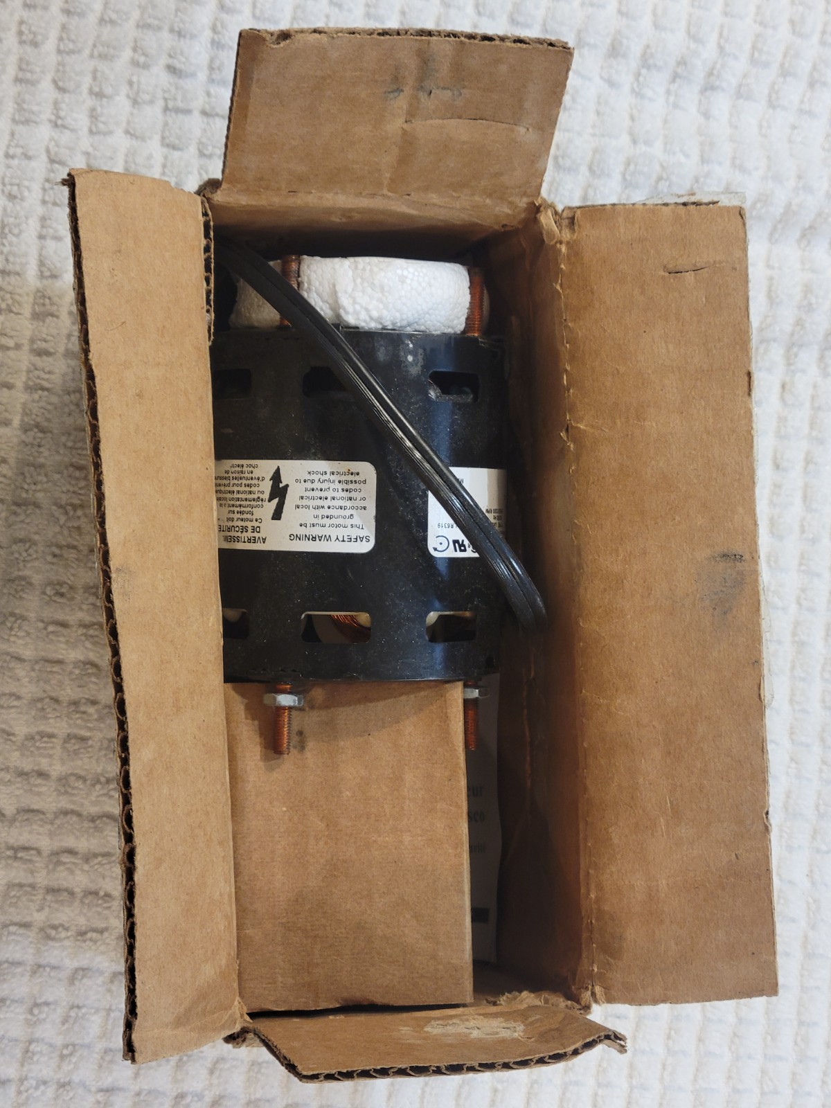 Fasco D1126 Motor New Open Box. S58-486 1/15HP 1550-1300RPM. Free Shipping