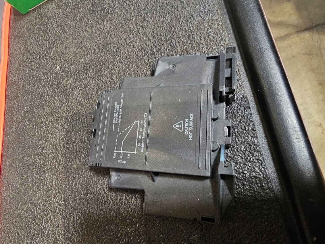 SCHNEIDER SSM1A112BD SSR, 12A, 4-32VDC/24-280 VAC