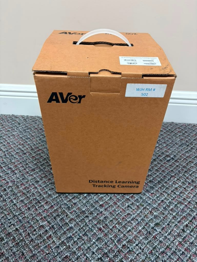 Aver DL30 Auto Tracking Distance Learning Camera TESTED, remote included