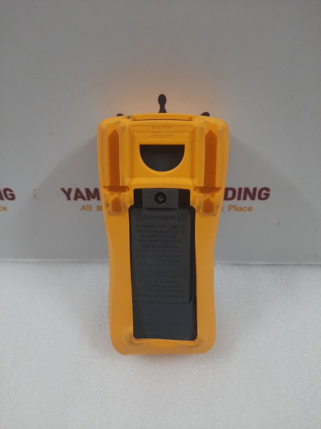 Parts only FLUKE 115 True RMS Multimeter working not parts only