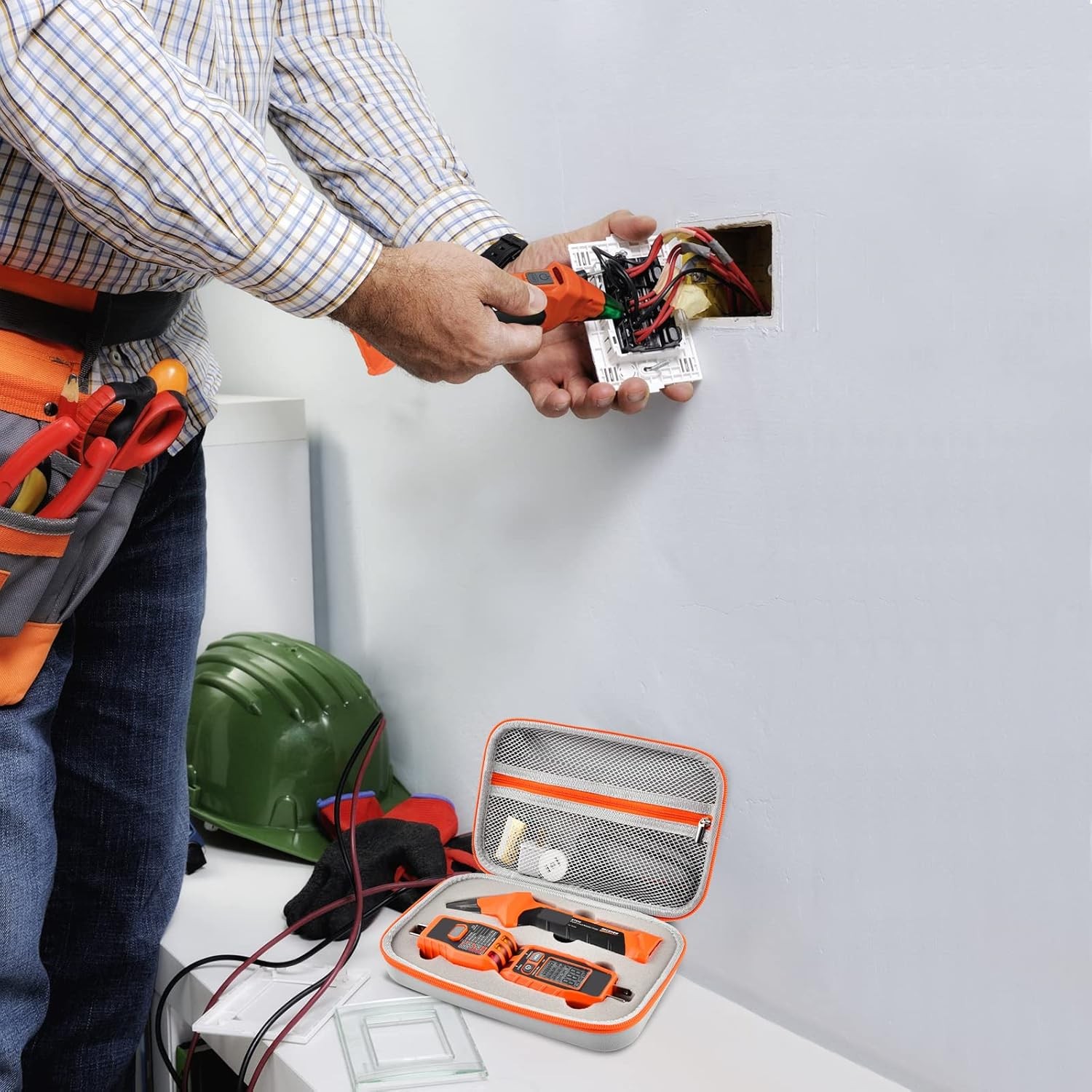 Case Compatible with Klein Tools ET310 AC Circuit Breaker Finder & 80016 Outlet