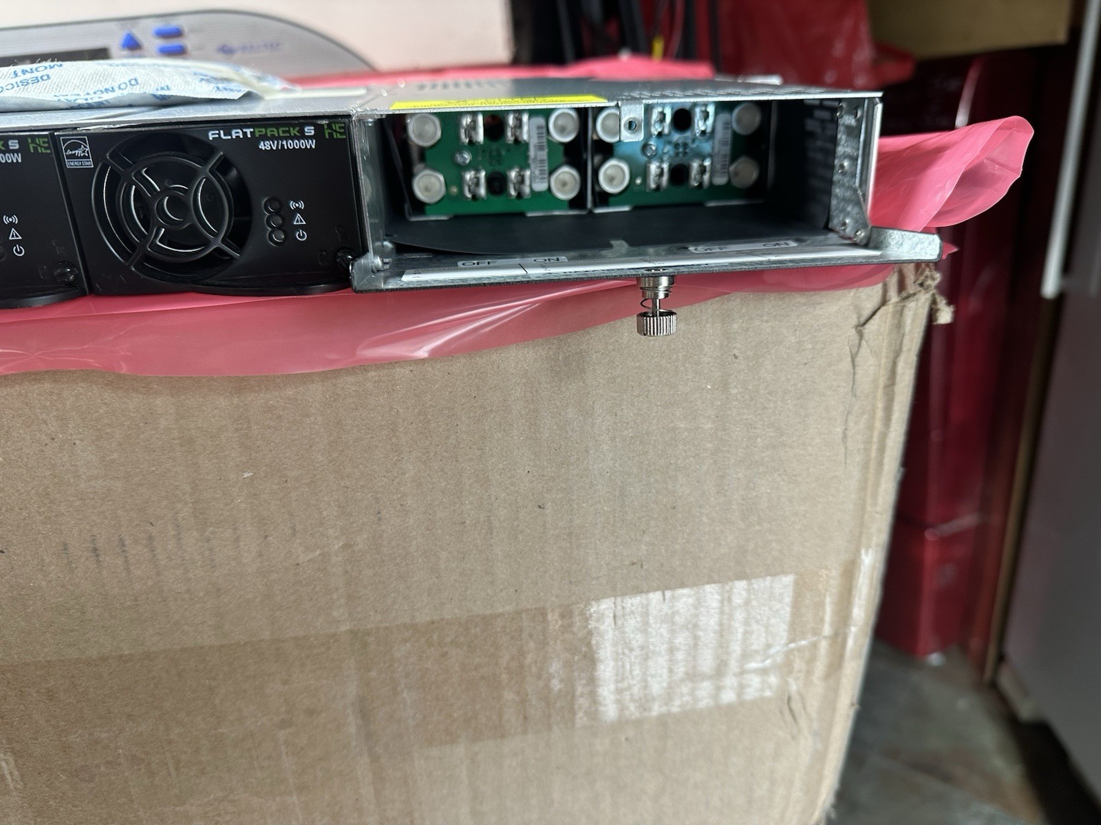 Flatpack S FPSJ601I-ANL-VC, Rear -48V W/LVD 1 U LVBD+Controller+(3) 48/1000 HE