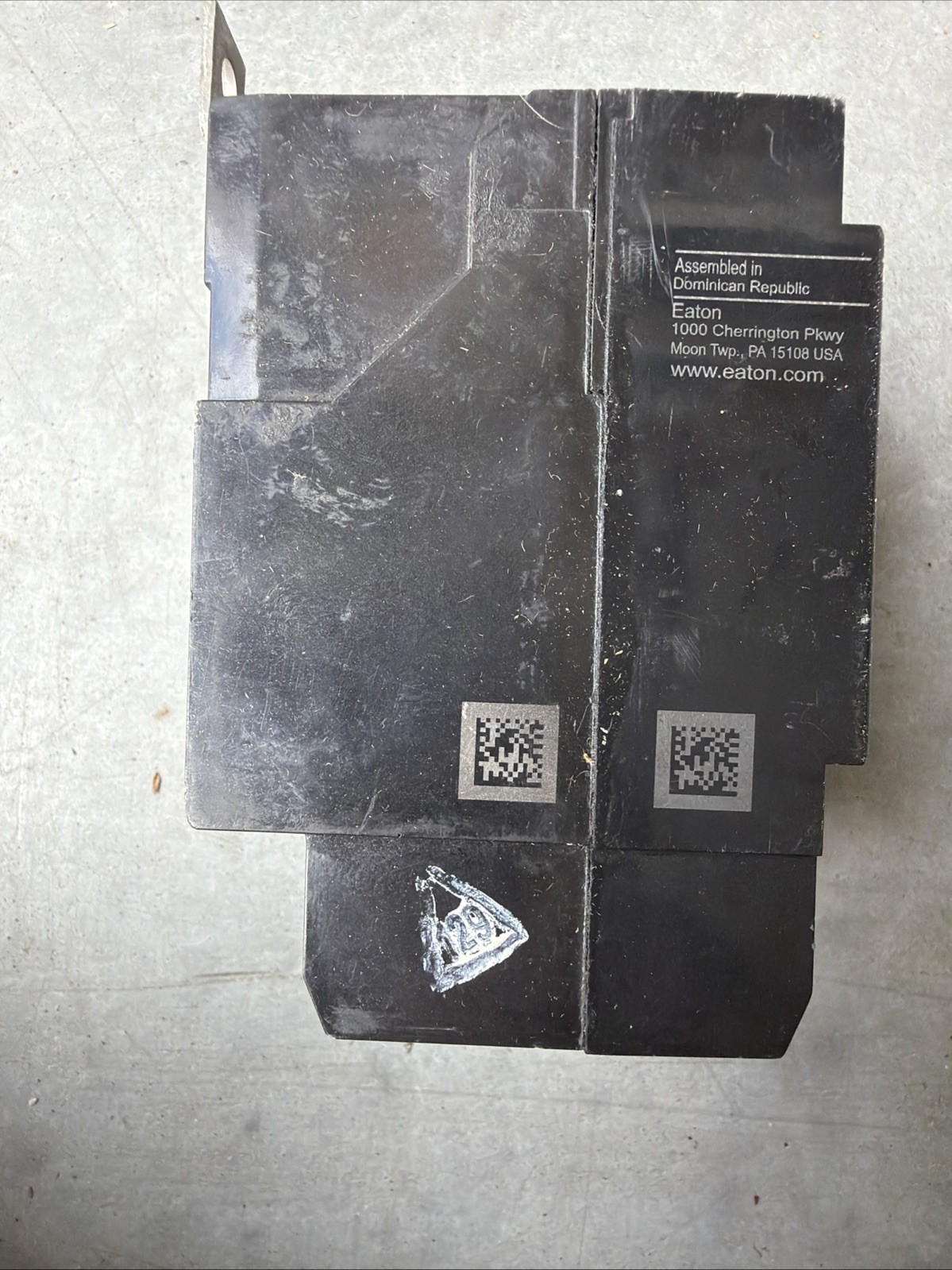 Eaton GHB3035 35A 3 Poles Circuit Breaker – Black