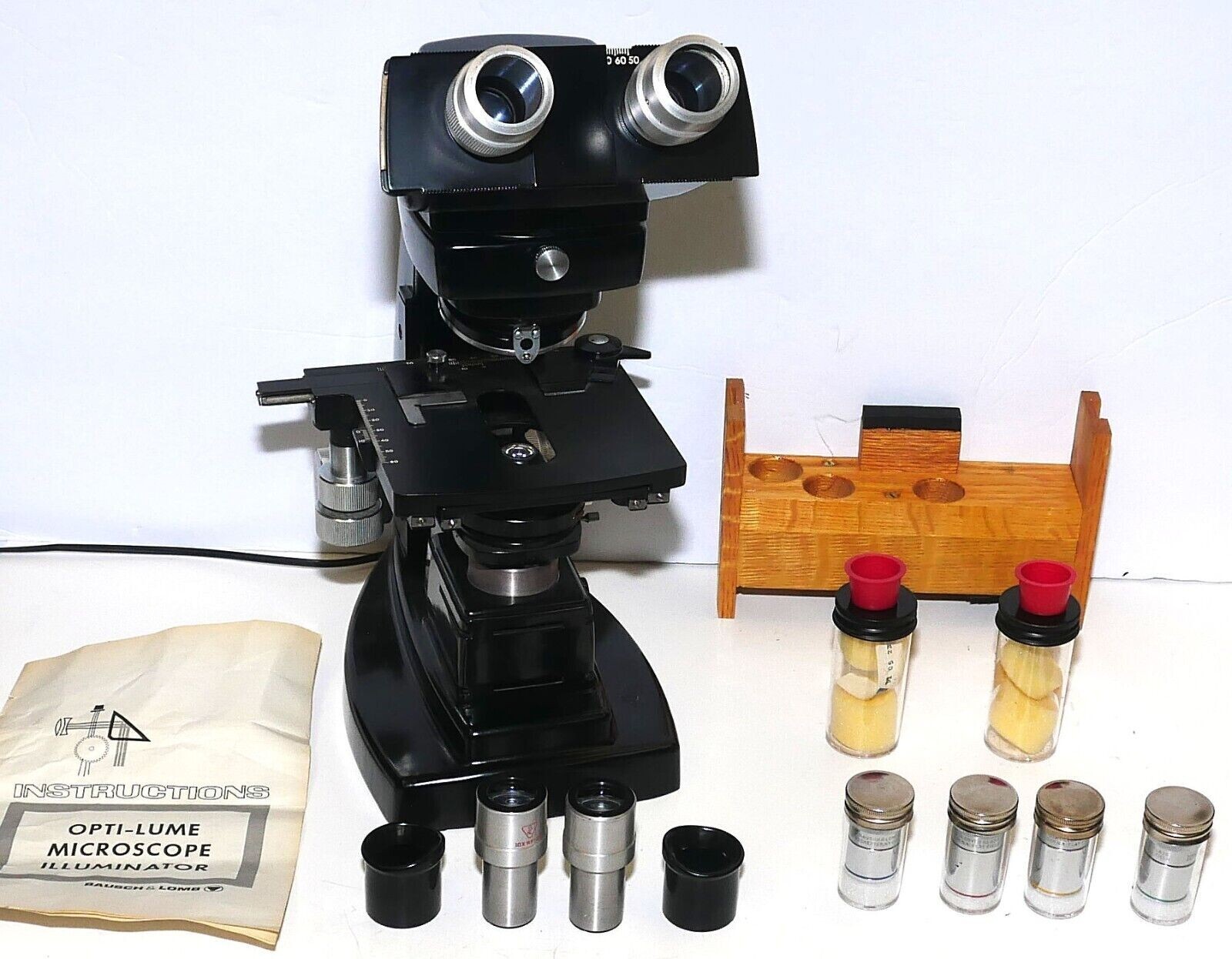 BAUSCH & LOMB STEREO MICROSCOPE WITH ILLUMINATOR IN WOODEN CASE 4X 10X 40X 100X