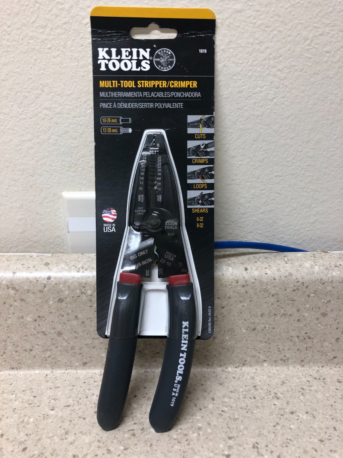 Klein Tools Strips 10 – 26 solid and 12-28 stranded wire Ga. Crimper/Stripper