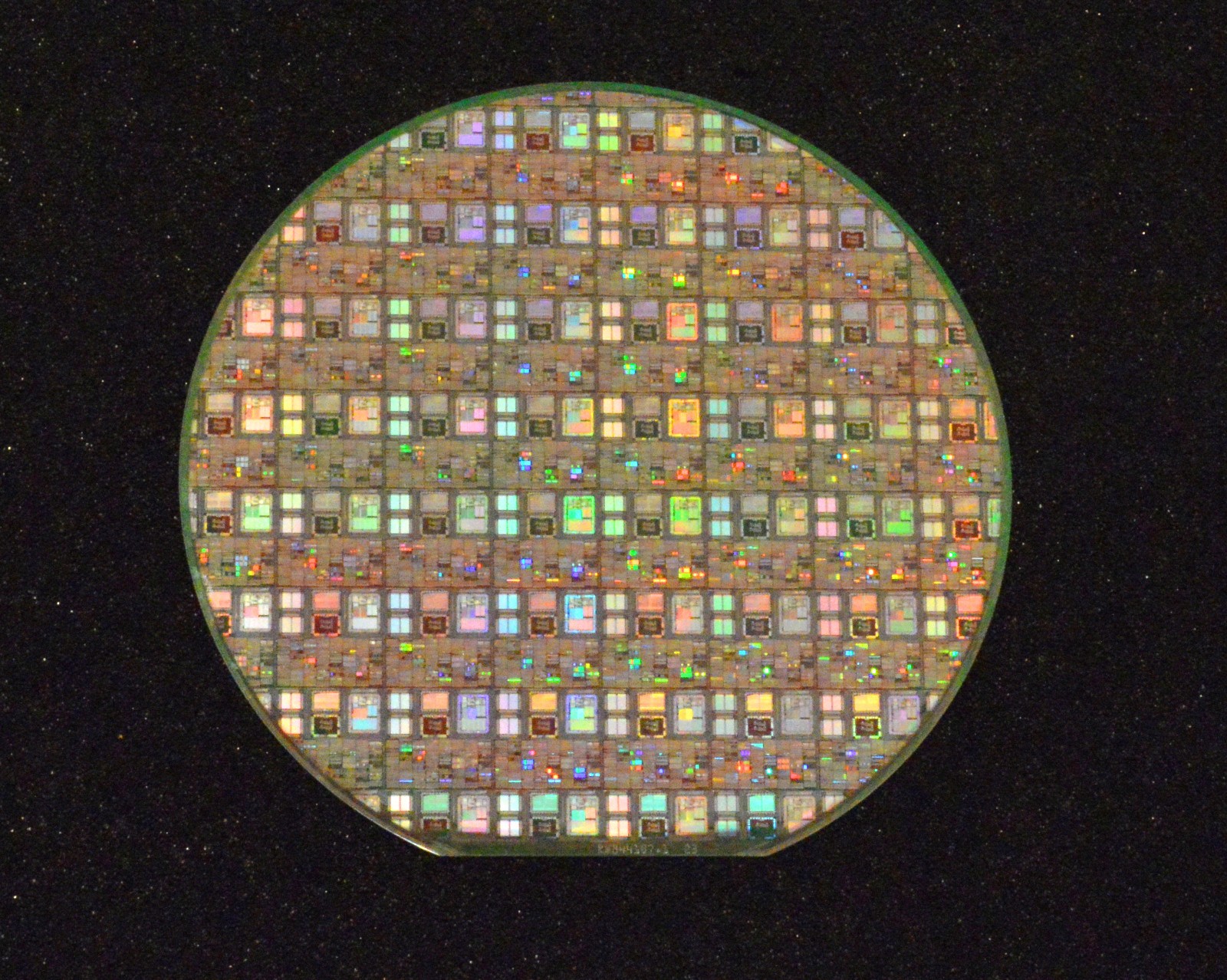 Colorful 6″ Rockwell silicon wafer: Microprocessors/Memory and test patterns