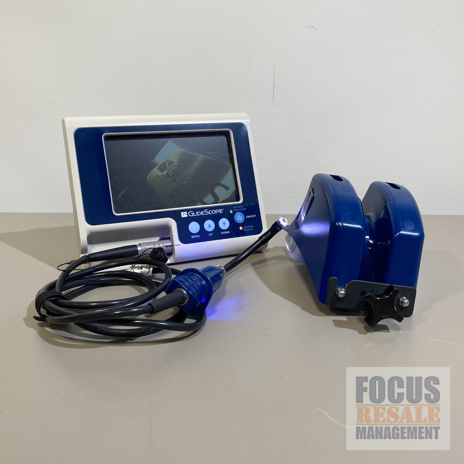 Verathon GVL Portable Glidescope w/ 0570-0210 Video Baton