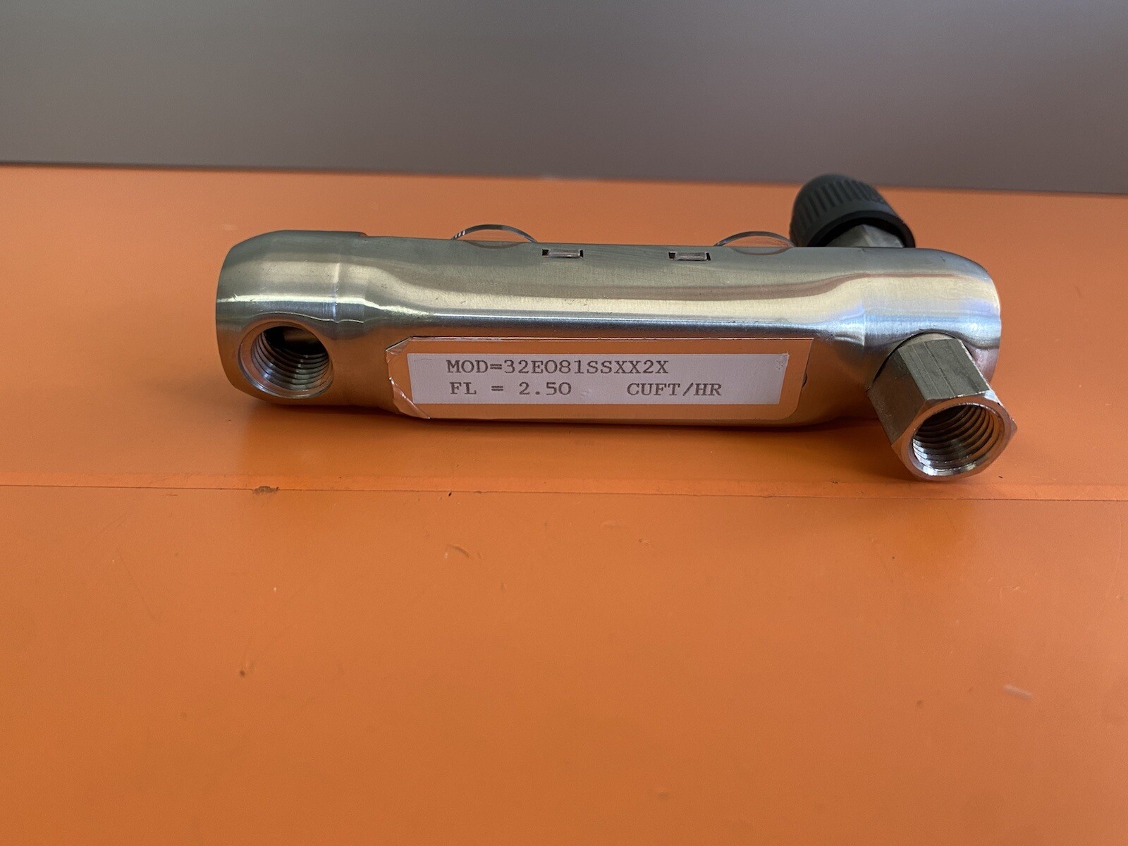 Wallace & Tiernan 32E081SSXX2X Purge Meter FL. 2.50 Cuft/Hr 200PSI Max.