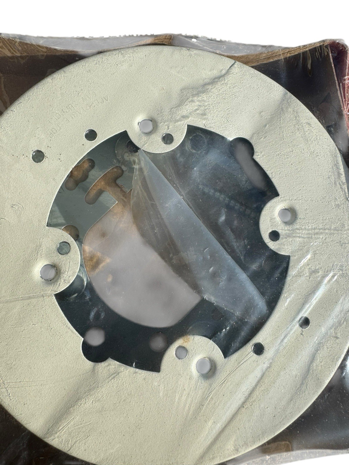Wiremold V5737A Ivory Round Extension Box, Open Base, 5-1/2″ (140mm) Diameter