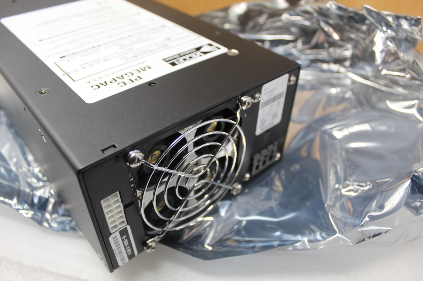 New in box Vicor PFC MEGAPAC Modular Power Supply 300VDC 15A MPO-7MECH-MI