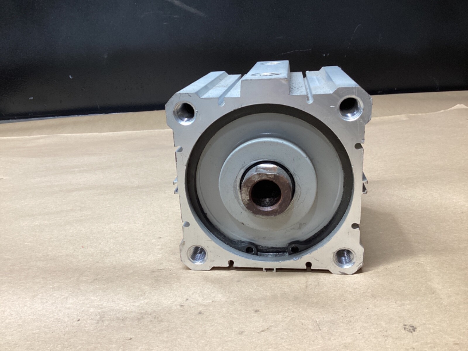 SMC NCDQ2WA100-50D CYLINDER 145PSI #116G38PR7