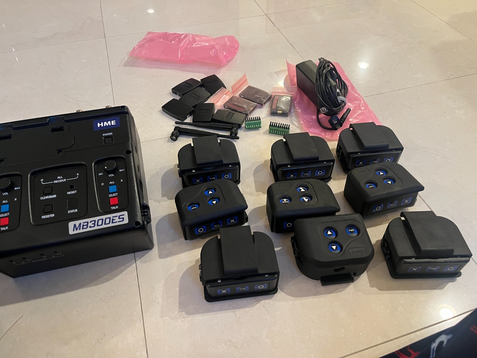 HME DX300 headset system, with 8 Beltpack, batteries case and more