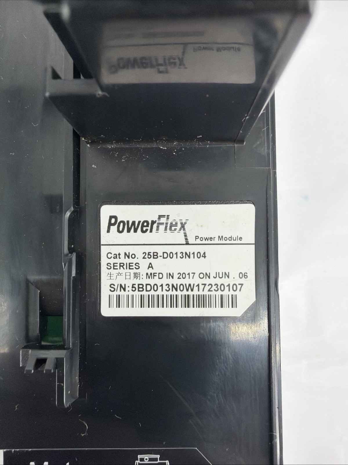 Allen Bradley 25B-D013N104 VFD, Series A, 7.5HP, 380-480V, 3Ø, 19.5A Max