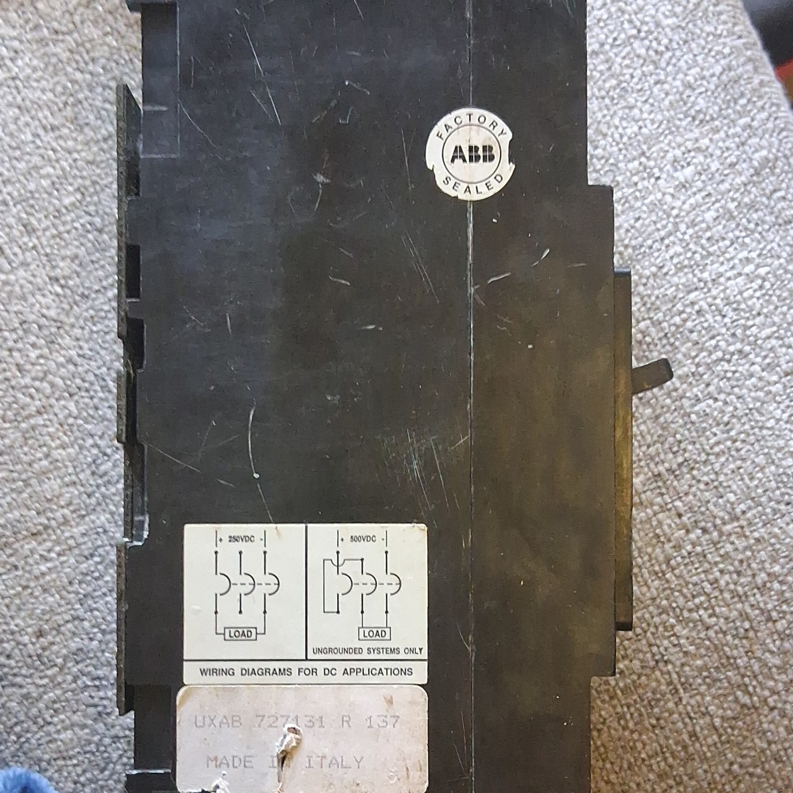 ABB Type ES 45A 3-Pole Circuit Breaker AC/DC DC Use Trip Indicator 451-500V