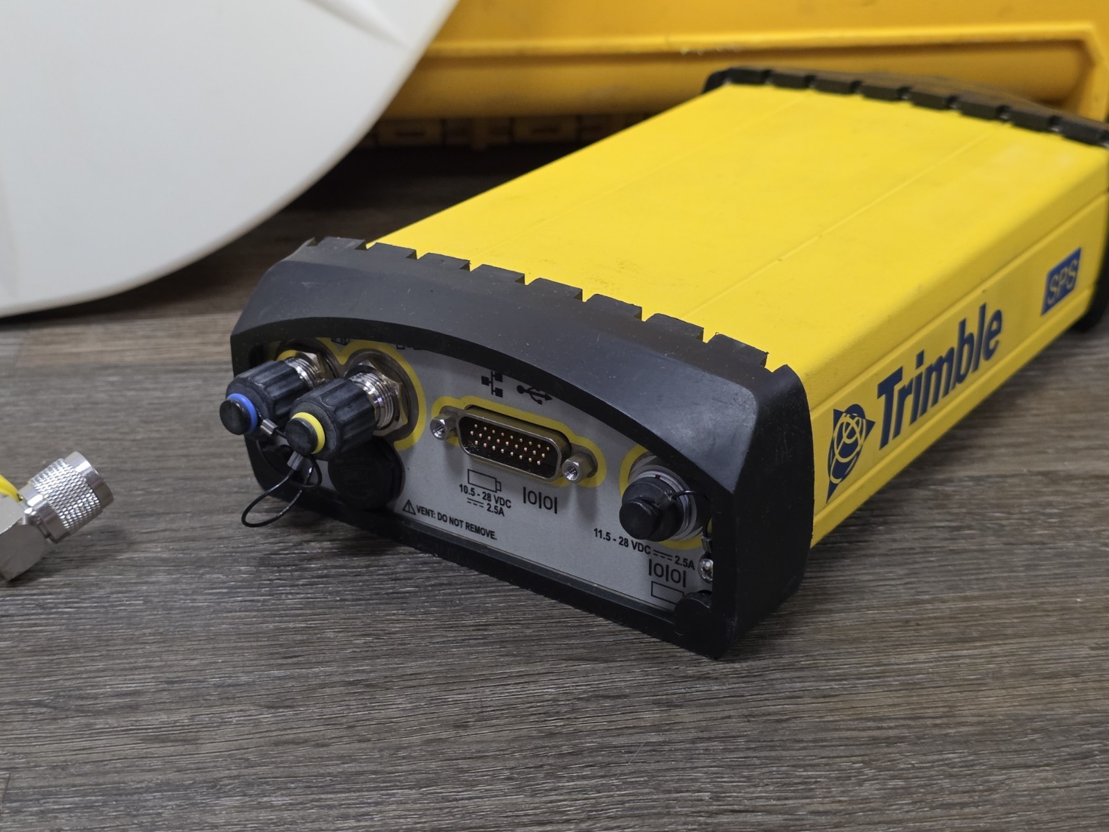 Trimble SPS855 GPS GNSS Beidou Galileo RTK Construction Base Station Kit 900MHz