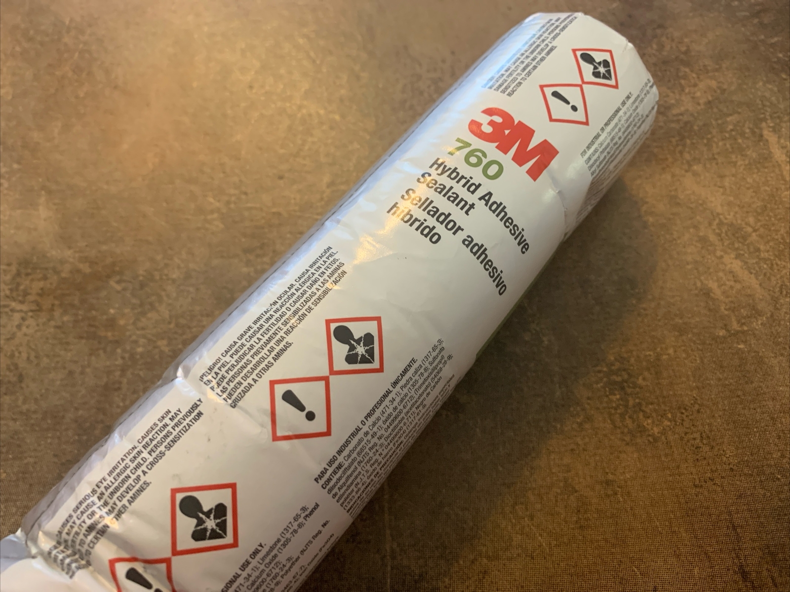 3M 760 HYBRID ADHESIVE SEALANT SEALER SAUSAGE STYLE 20.2 Oz