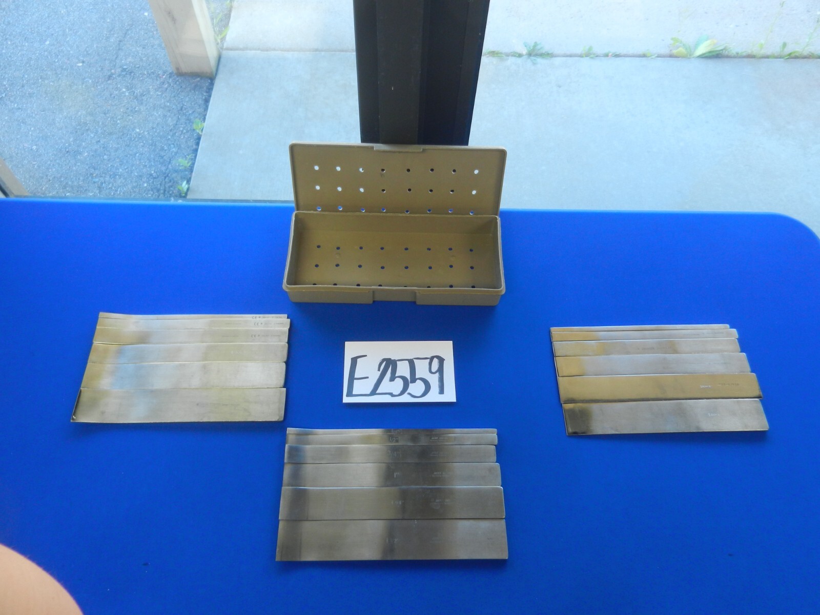 E2559 Zimmer Jarit Curved and Straight Lot of w18 Lambotte Osteotomes