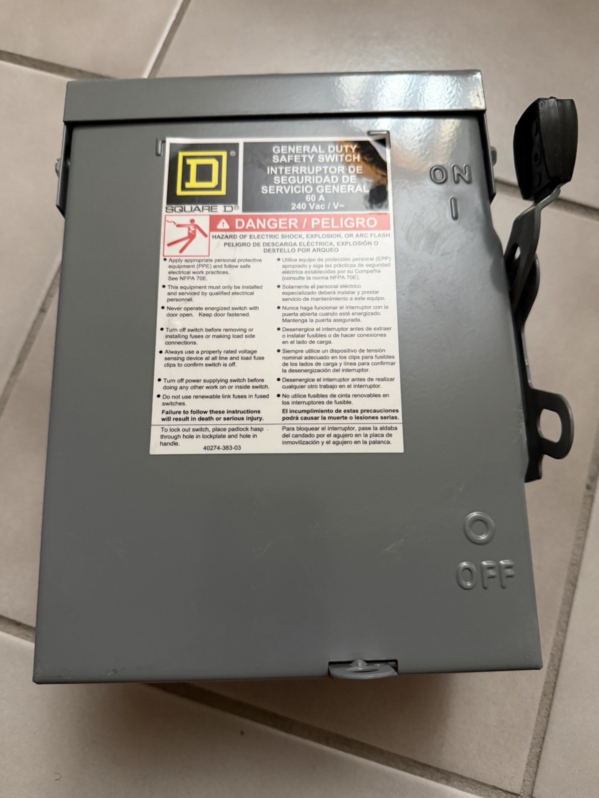 Square D DU222RB 60A 240V 2-Pole Non-Fusible Safety Switch NEMA 3R