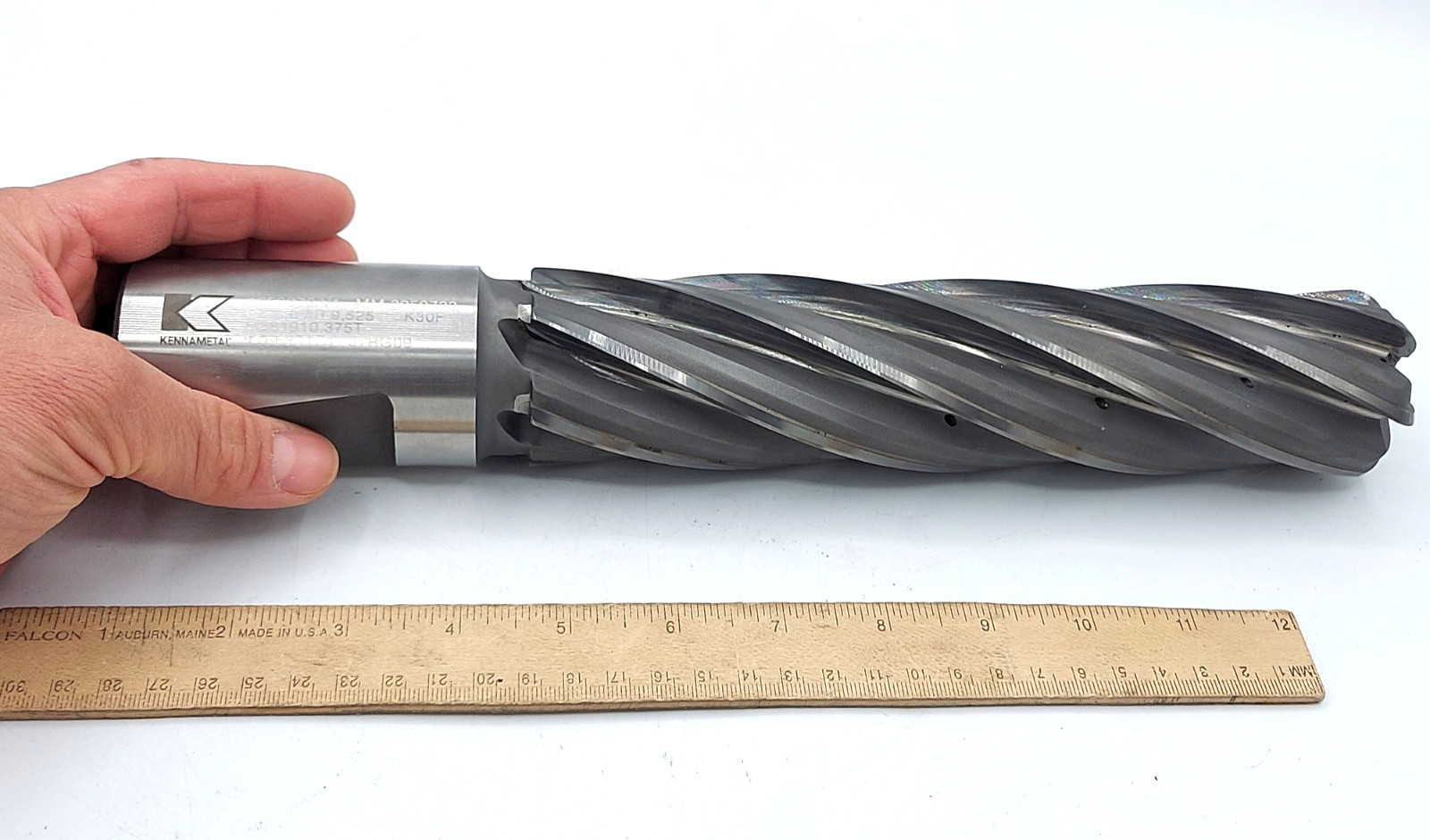 Kennametal M881910.375T 2″ Shank 9″ LOC 3/8″ Rad 6-Flute Carbide End Mill BOEING