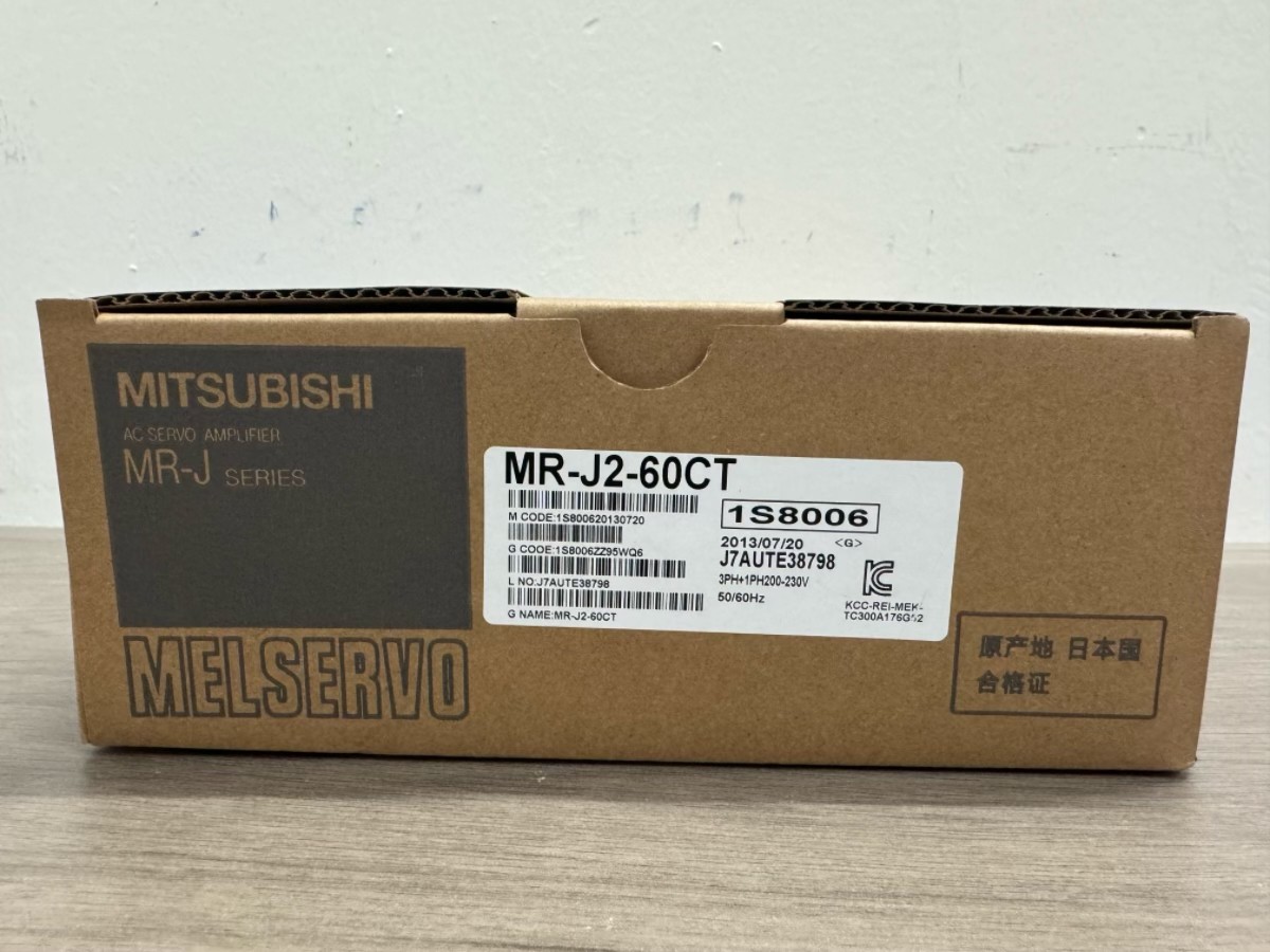 New Mitsubishi MR-J2-60CT Servo Drives MRJ260CT In Box Expedited Shipping