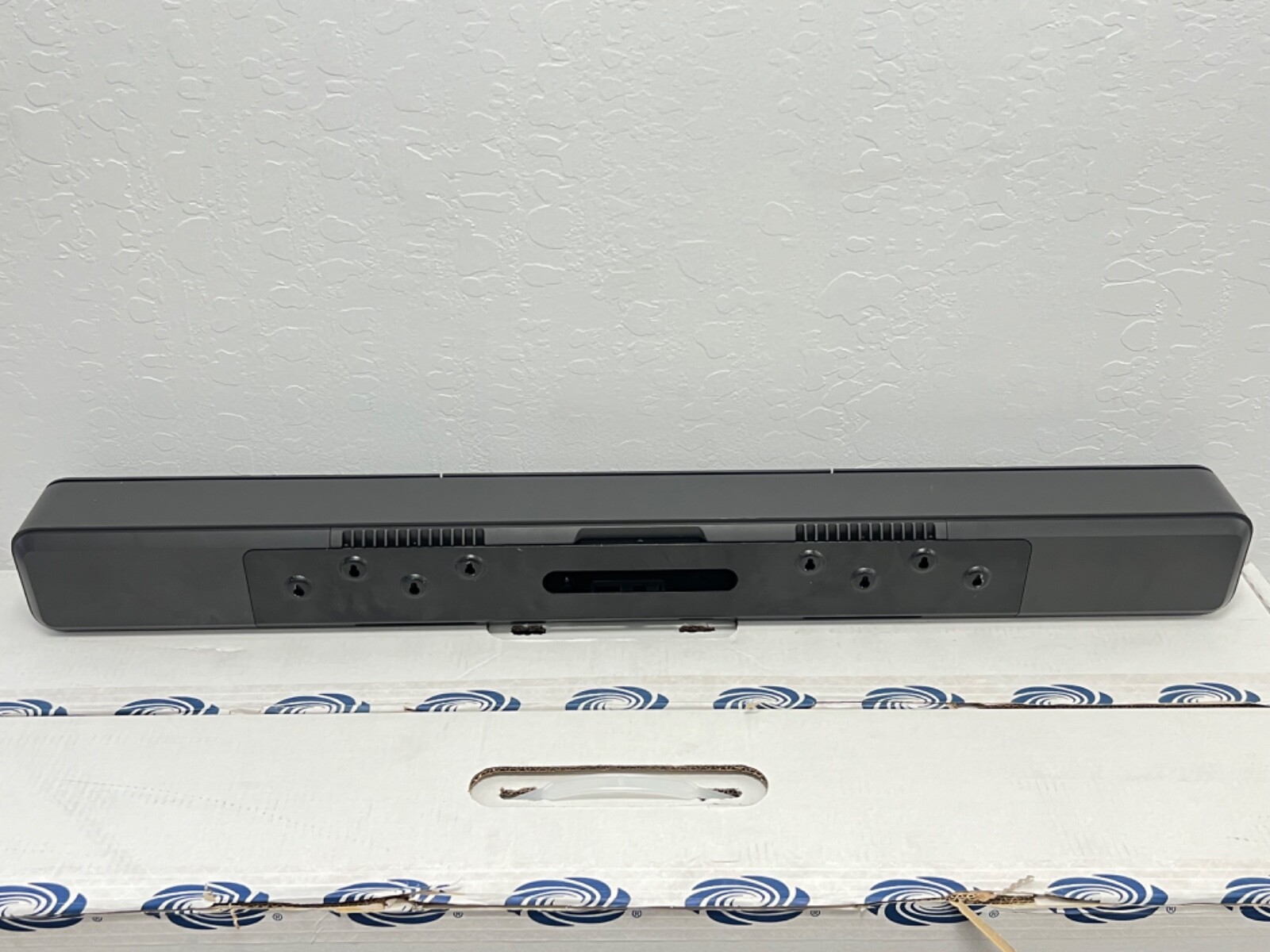 Crestron UC-SB / UC-SB1-CAM-FLEX UC Video Conference Smart Soundbar and Camera