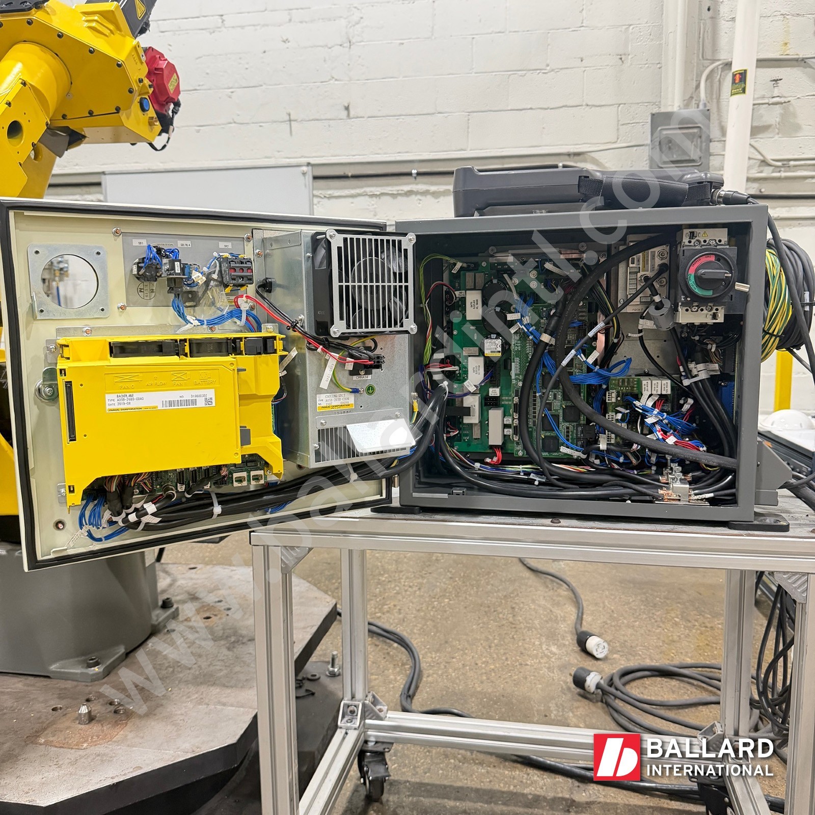 FANUC M-20iA/35M Robot System w/ R30iB Mate Plus – ZERO HOURS! – F241307