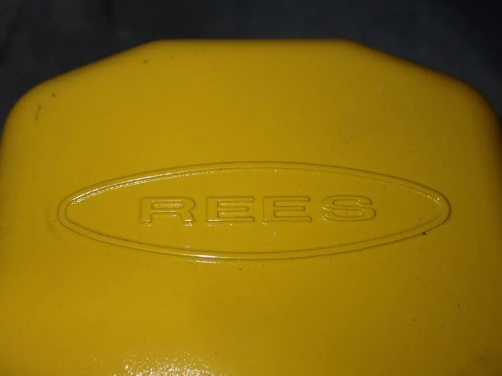 REES 04944-240 CABLE OPERATED SWITCH 08250561230