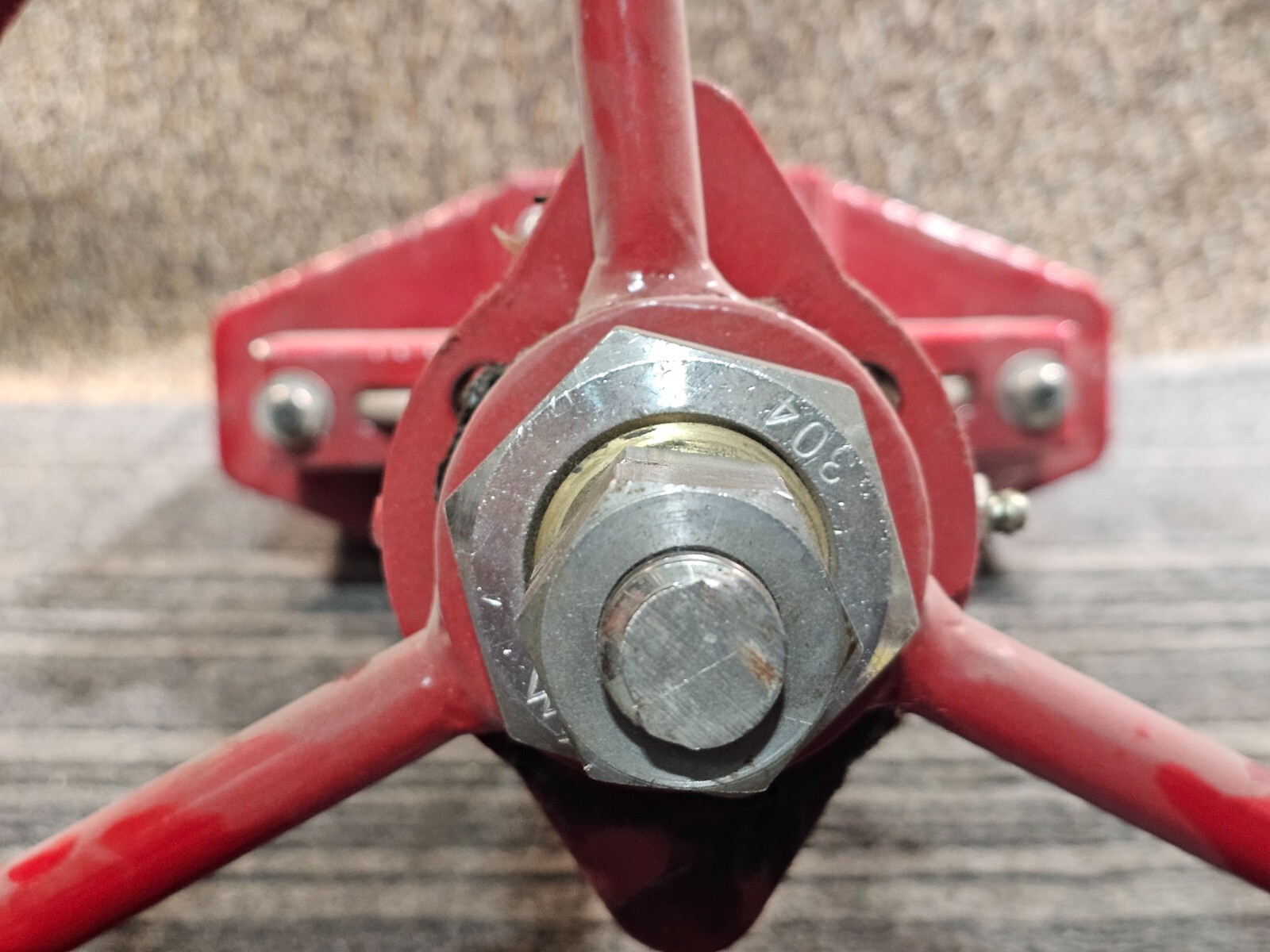 RED VALVE Series Pinch and Check Gate Valve 6″, Red Powder Coated Finish