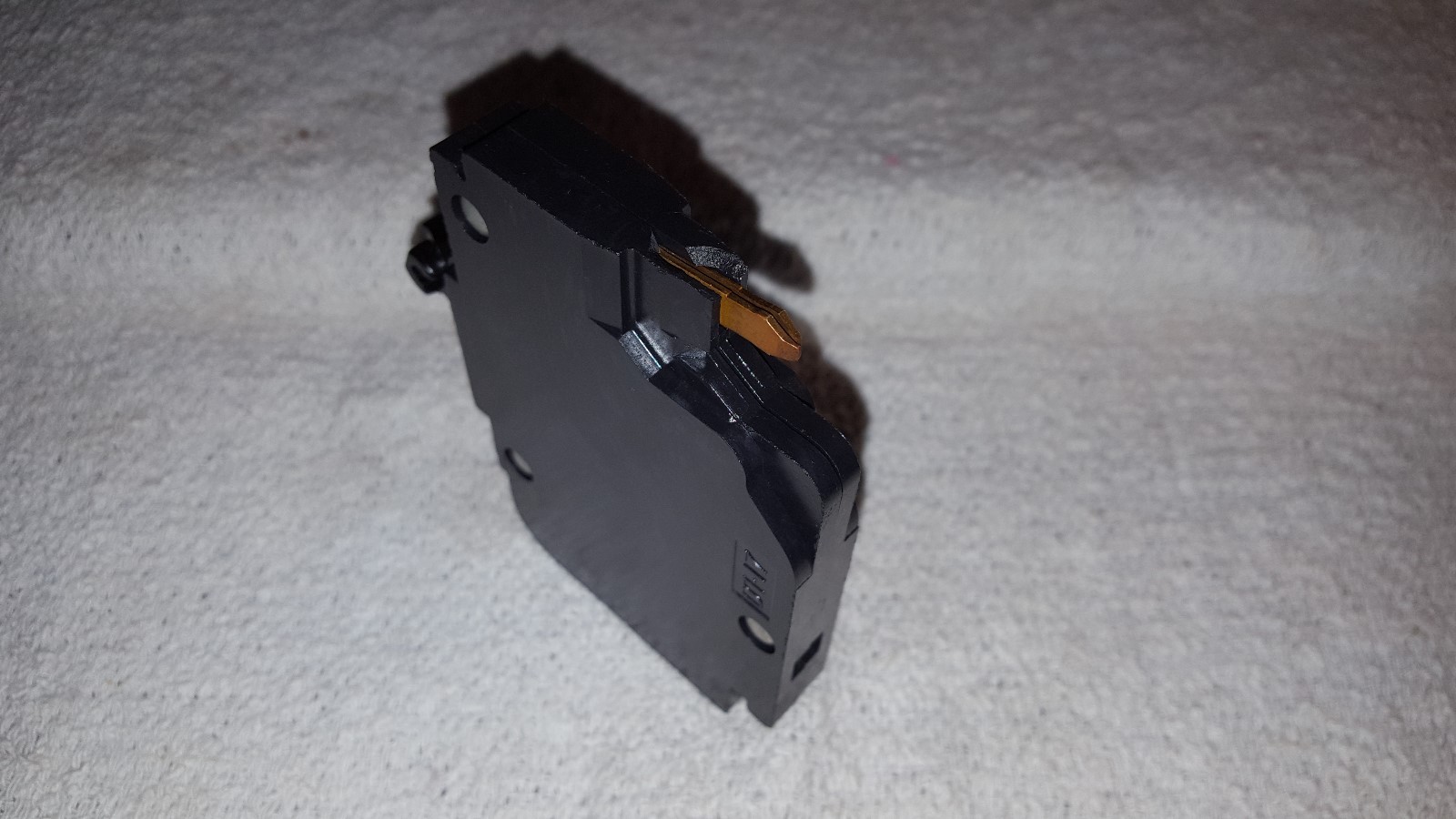 FEDERAL ELECTRIC FPE 1 POLE 15 AMP CIRCUIT BREAKER (THIN) NC115 BROWN OR BLACK