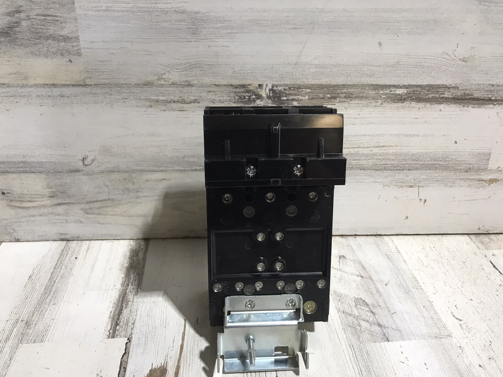 Square D QBA32150 3P Molded Case Circuit Breaker 240V 150A 3P