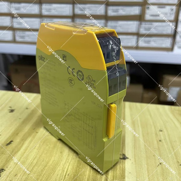 New Original Pilz 750104 PNOZ s4 24VDC Emergency Stop Safety Relay Free Shipping