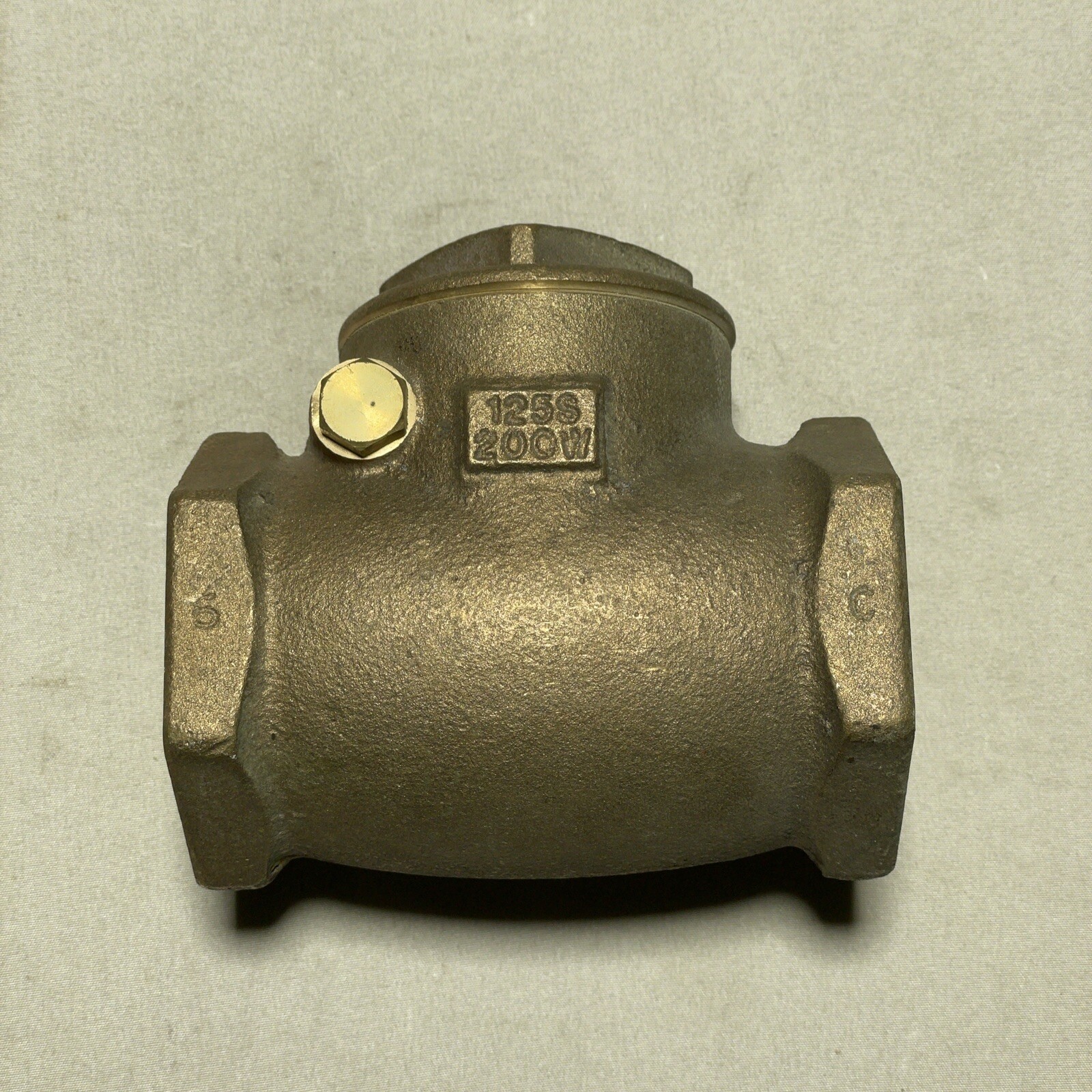 Milwaukee 2″ Check Valve, 125 SWP-200WOG, Threaded Ends, T-Body IJ-2973-F8