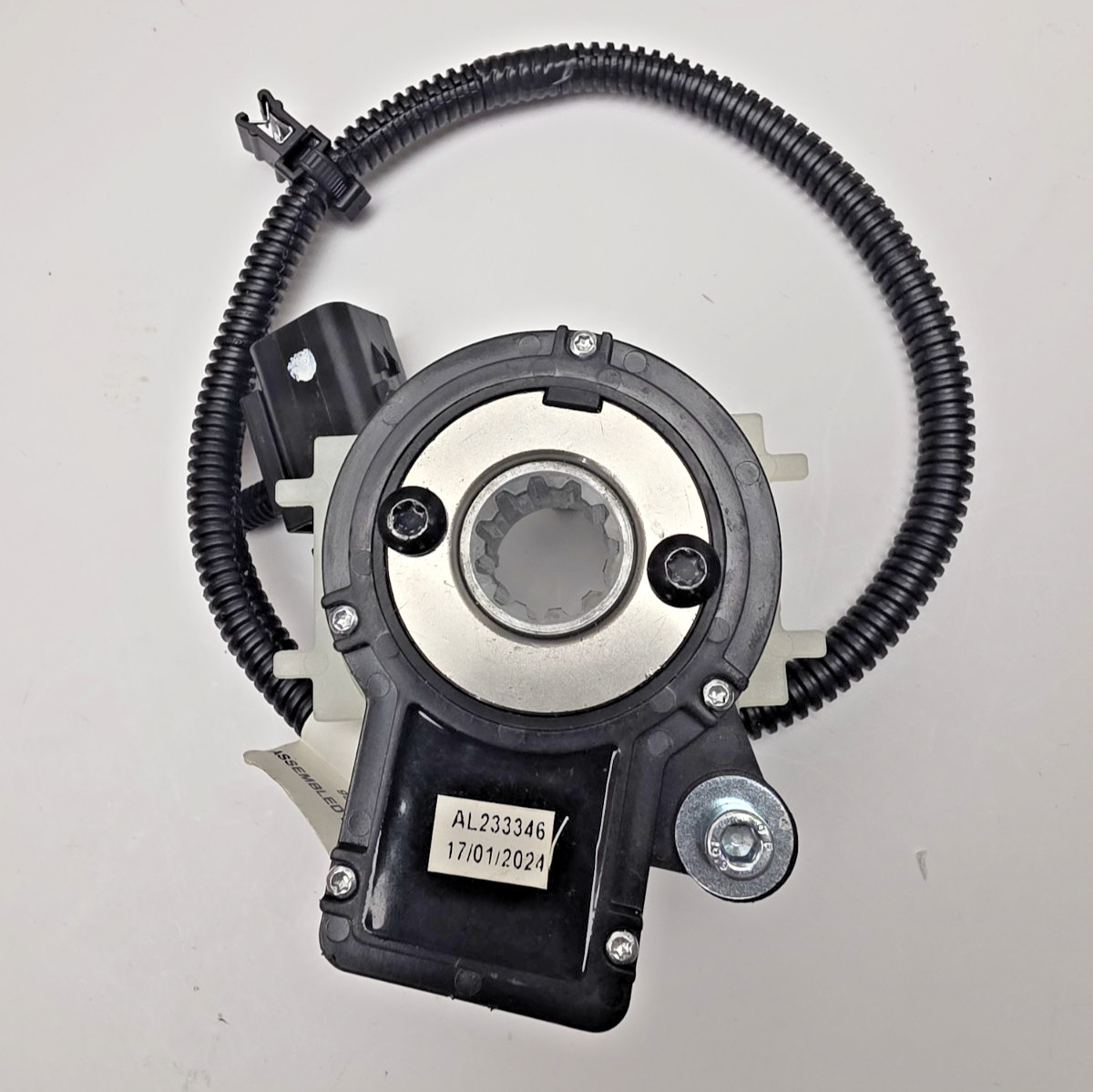 RE305619 John Deere Steering Sensor for 6M-1654, 6R110 Plus L217912, NEW