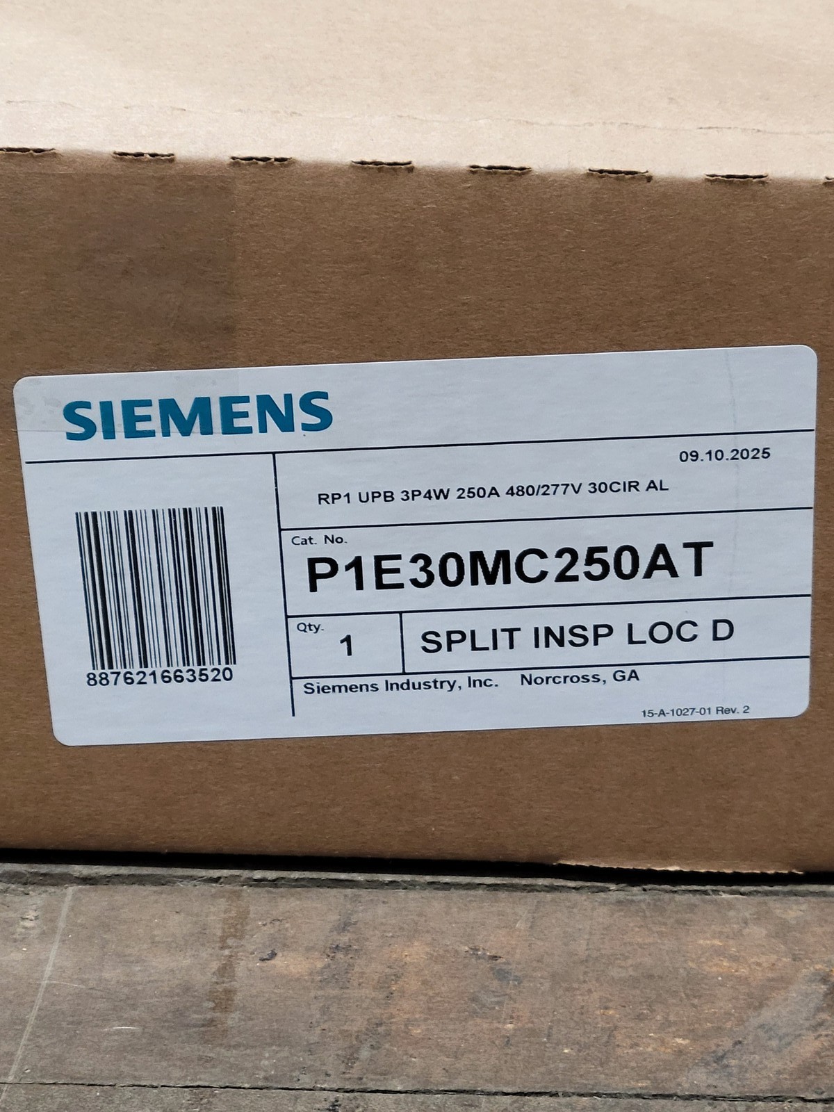 Siemens P1E30MC250AT Main Panelboard Interior 250A 3P 4W 3PH 480/277V 30 Circuit