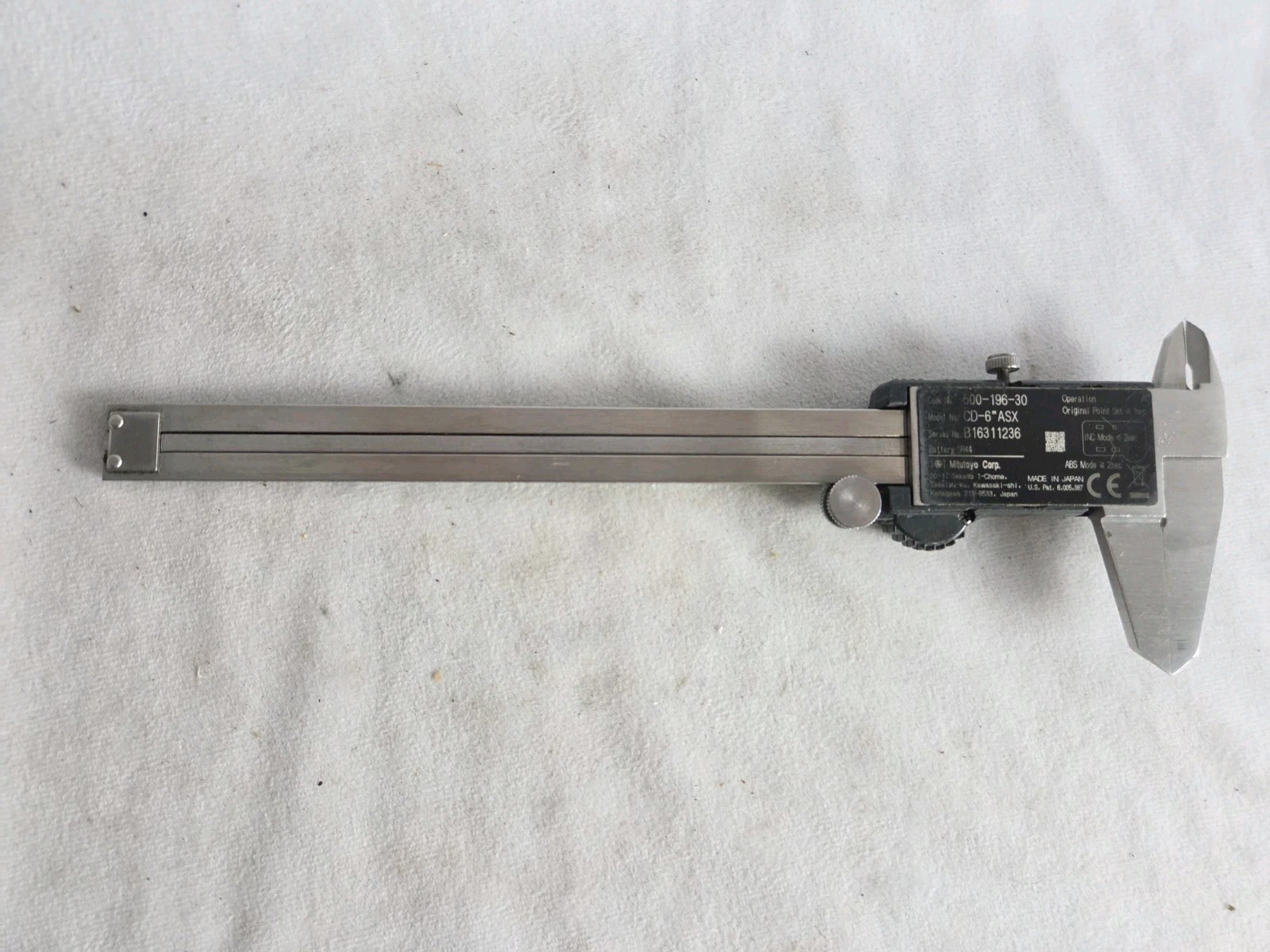 Mitutoyo 500-196-30 Digital Caliper | 0-6″ (150mm) Cd-6″asx