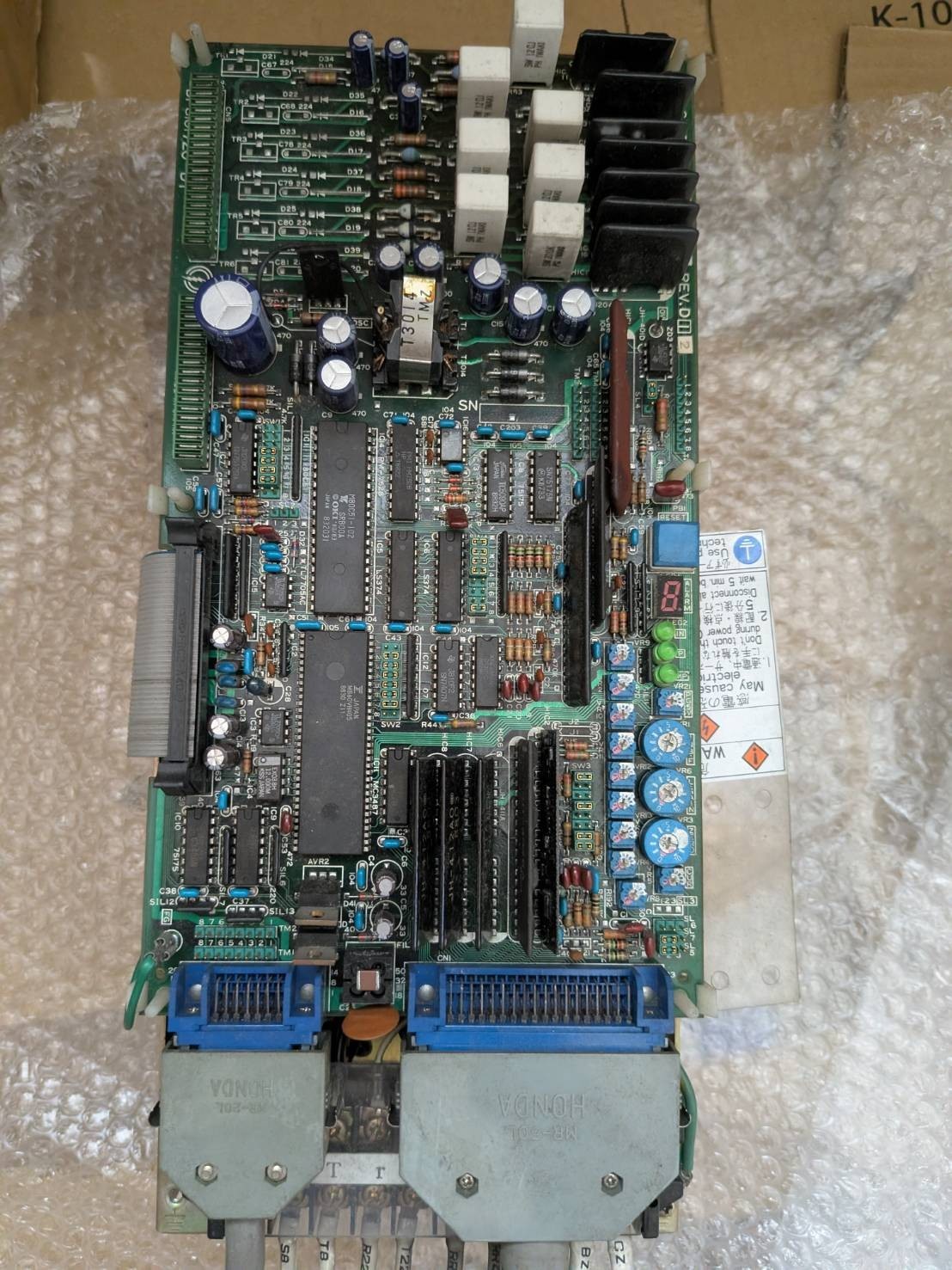 YASKAWA CACR-SR10SB1AF Servo Drive US Free TAX Pulled from working machine