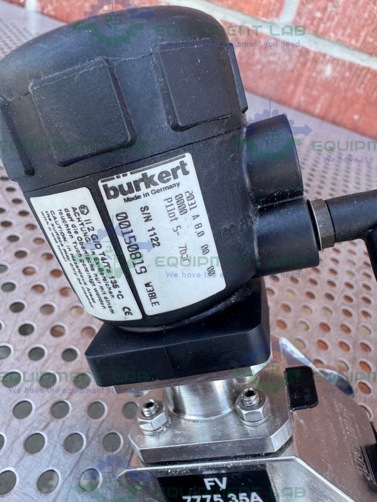 2 Burkert 2031 A 8.0 00 00 0000 3-Way Pneumatic Solenoid Valve