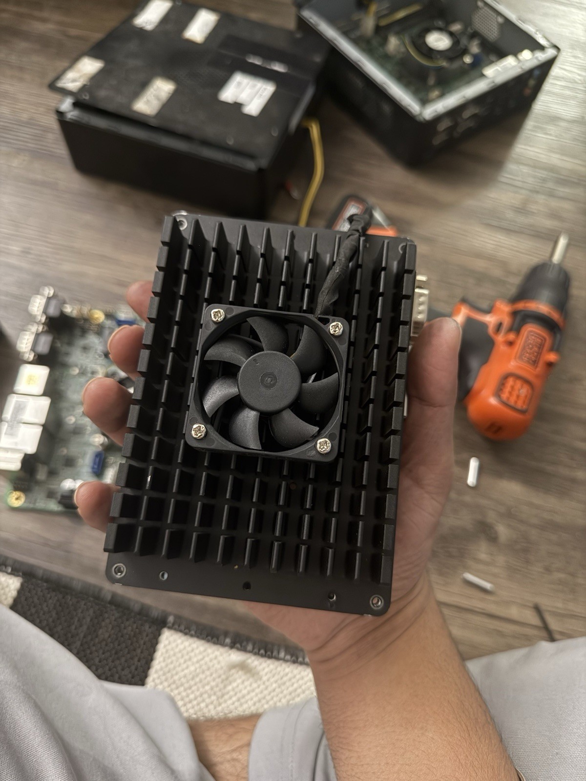 iBASE AMD Ryzen™ Embedded V1000/R1000 Series 3.5-inch Single Board Computer