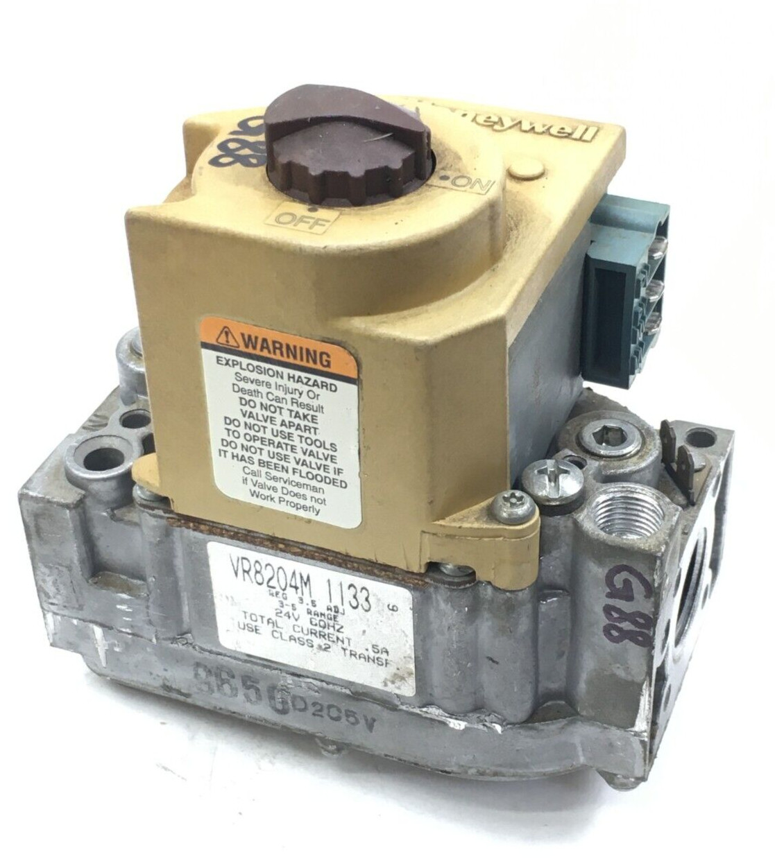 Honeywell VR8204M1133 HVAC Furnace Gas Valve inlet and outlet 1/2″ used #G88