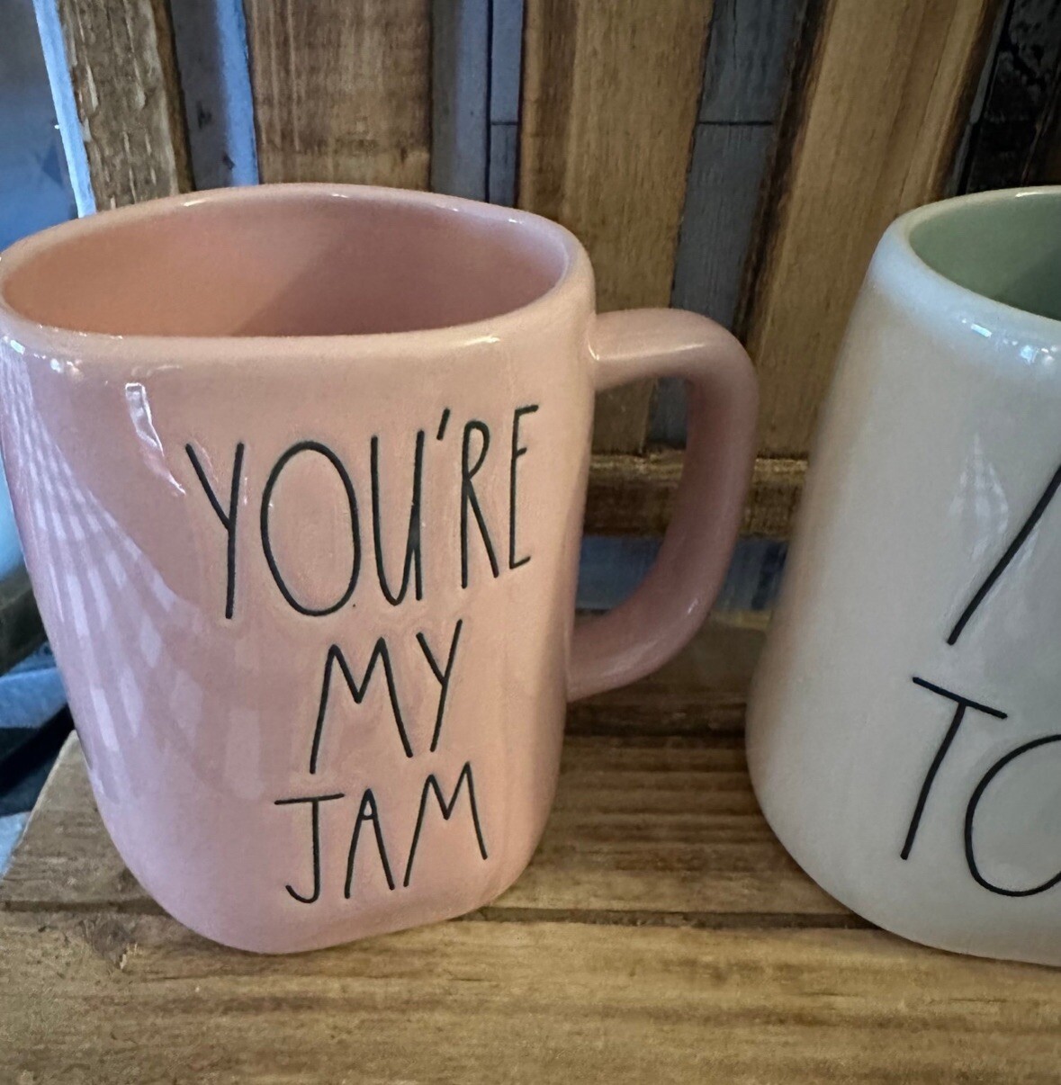 Rae Dunn Set Of 2 Ceramic Mug Valentine’s «YOU’RE MY JAM» and «MINT TO BE» Mugs