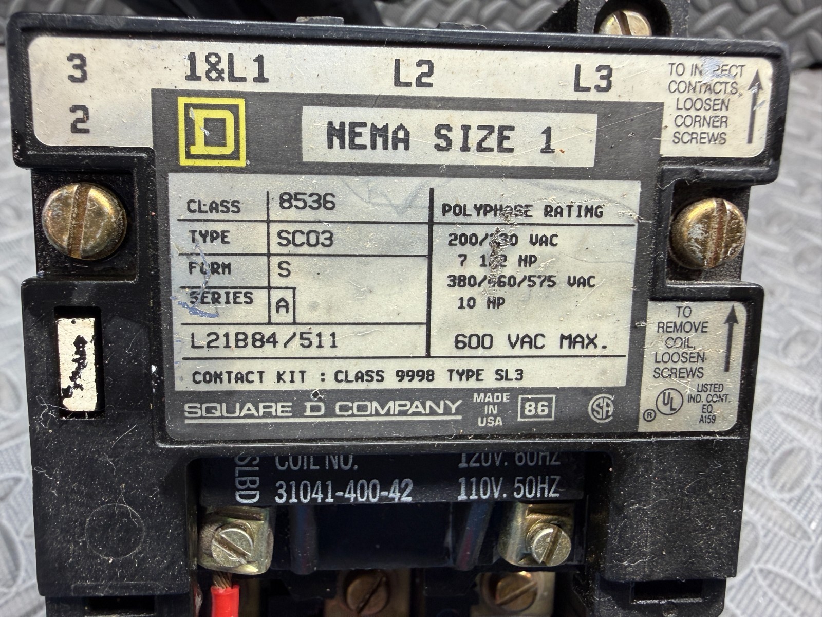 Square D 8536SC03S NEMA Size-1 600VAC Magnetic Motor Starter
