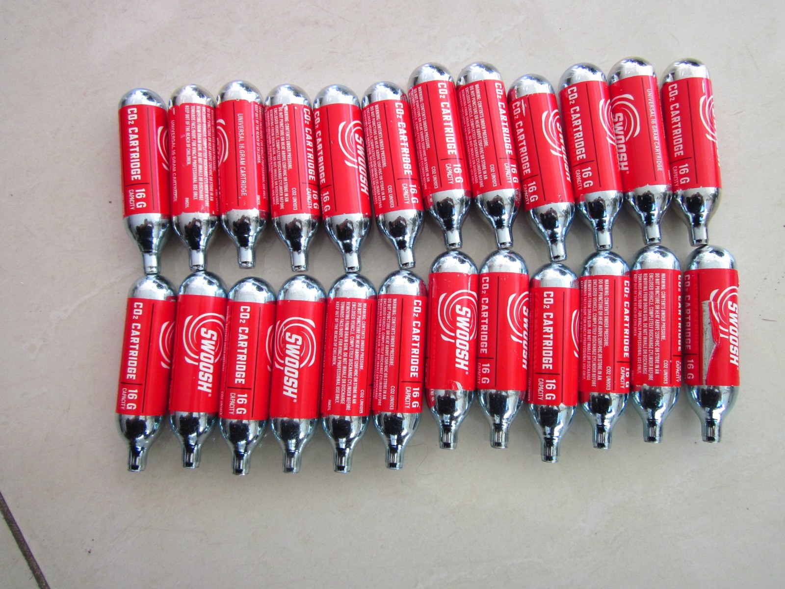 DIVERSITECH. P/N: GGC-12. SWOOSH 24 PACK OF 16G DRAIN GUN CO2 CARTRIDGES. 800PSI