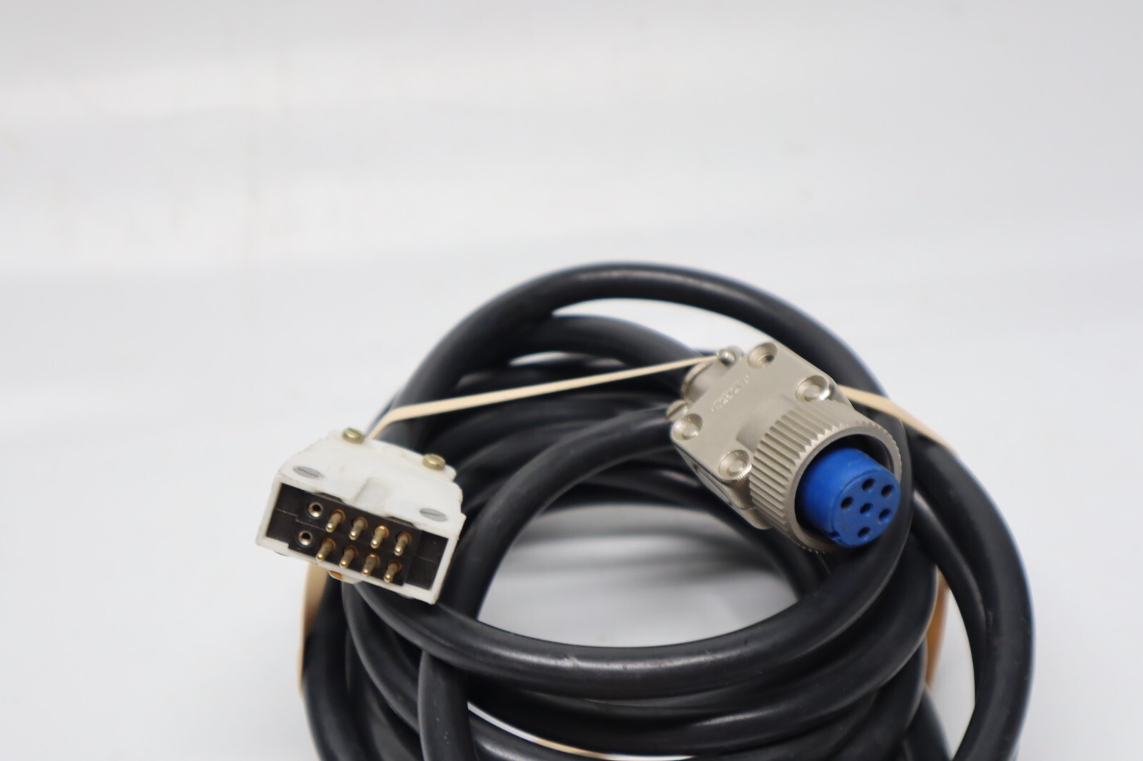 Alcatel CFF 350 Turbo Vacuum Pump Controller Connecting Cable White