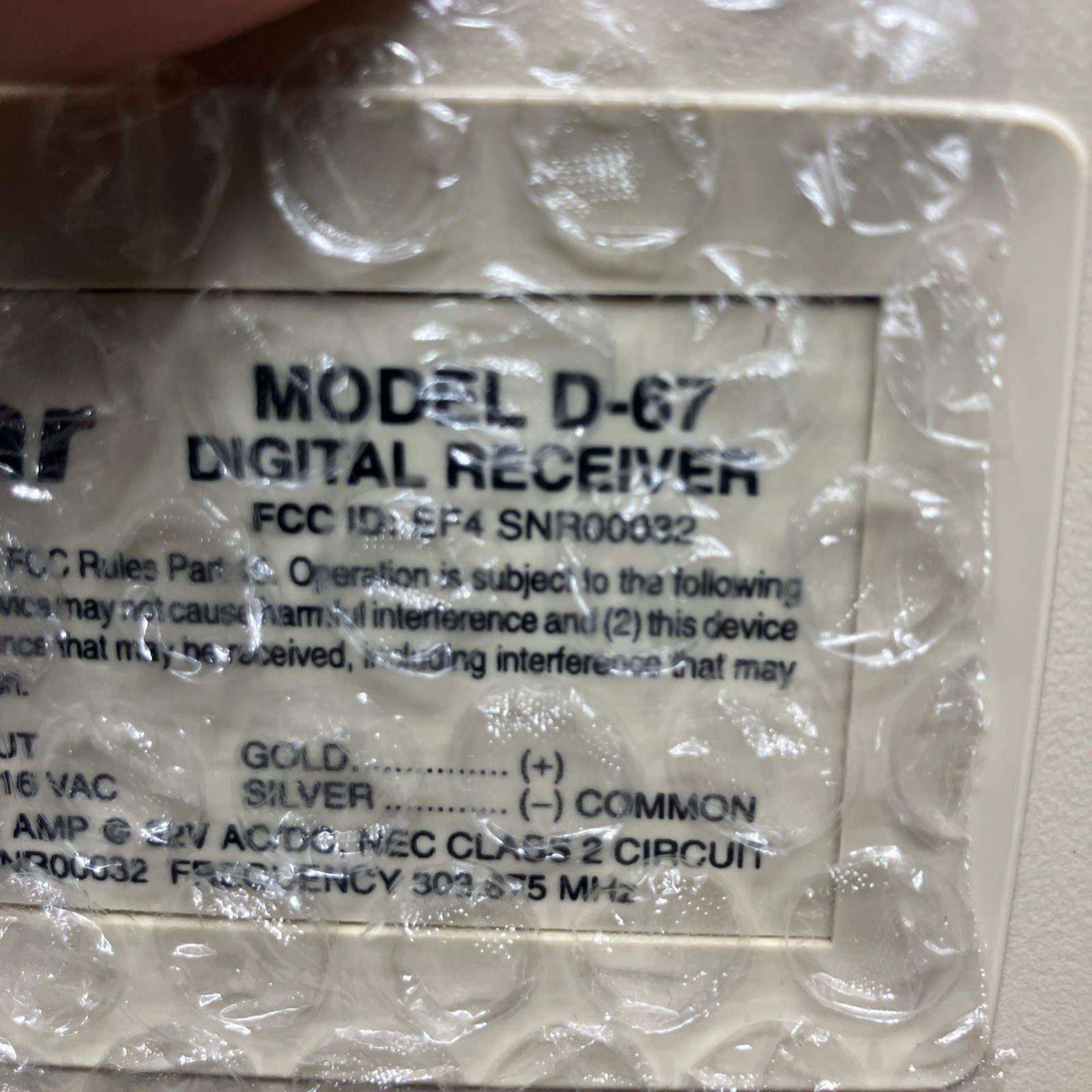 Linear D-67 Wireless Single Channel Digital Receiver Beige